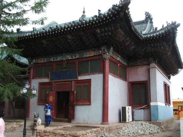 Gandantegchinlen Monastery 9