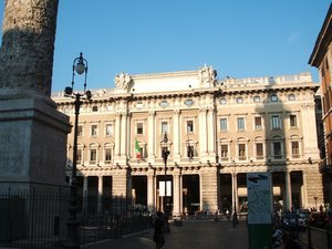 Piazza Di Montecitorio 3