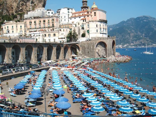 The Italians Idea Of A Beach