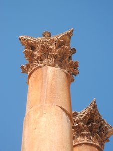 Detail On Top Of Columns