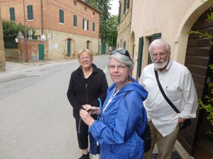 Jean, Claudia and Gary in Castelmuzio, Italy