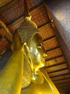 The reclining Buddha (Wat Pho)
