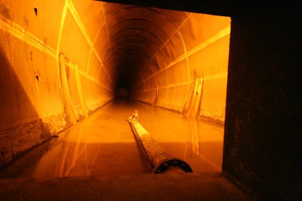 Oil Tunnel