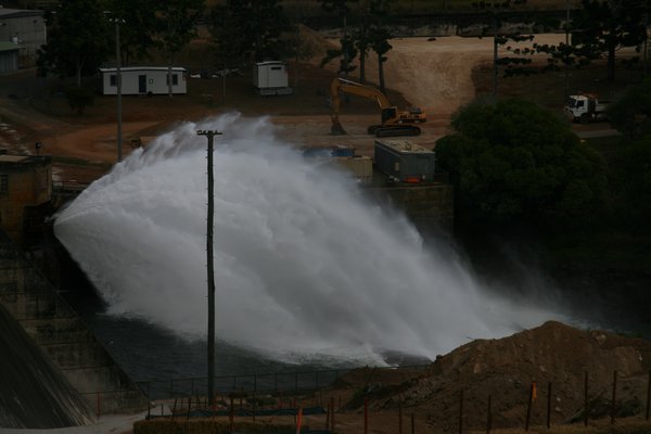 Lake Tinerro Dam