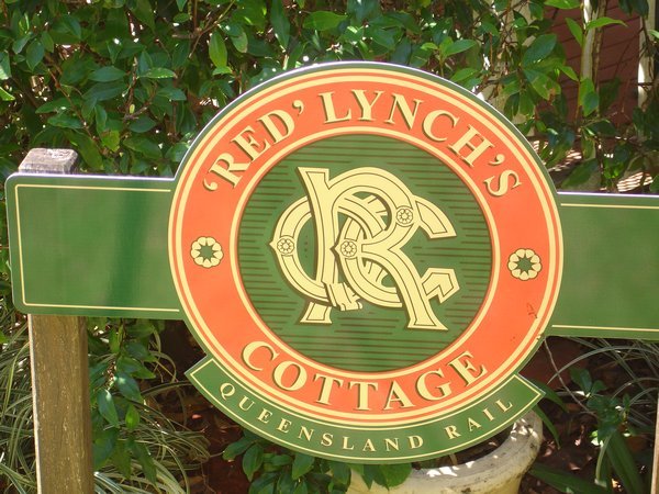 Red Lynch Cottage