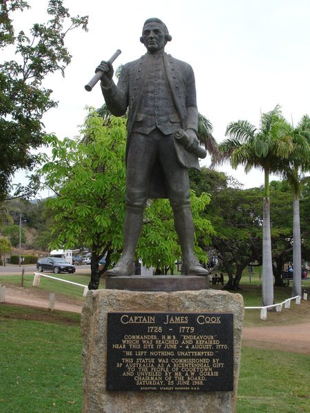 Captain Cooks Statue