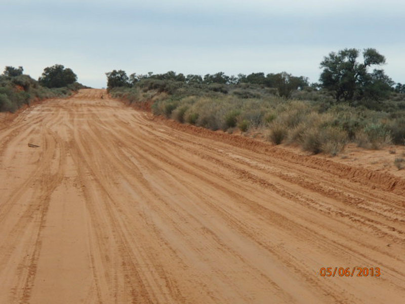 Road from Silver City Highway to Manindee