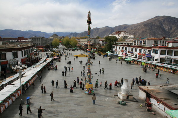 Main square lhasa