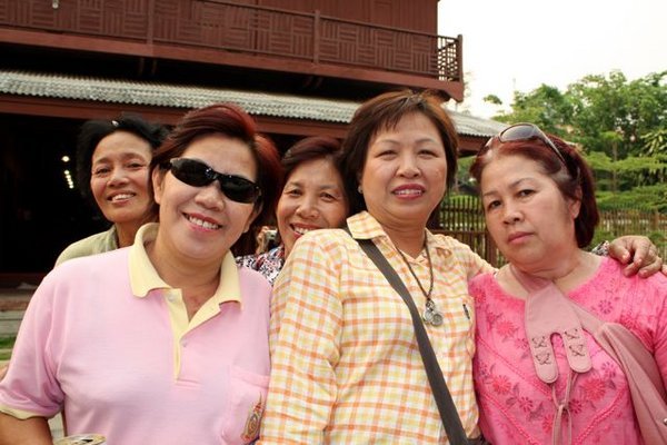 Our lovely Lampang ladies