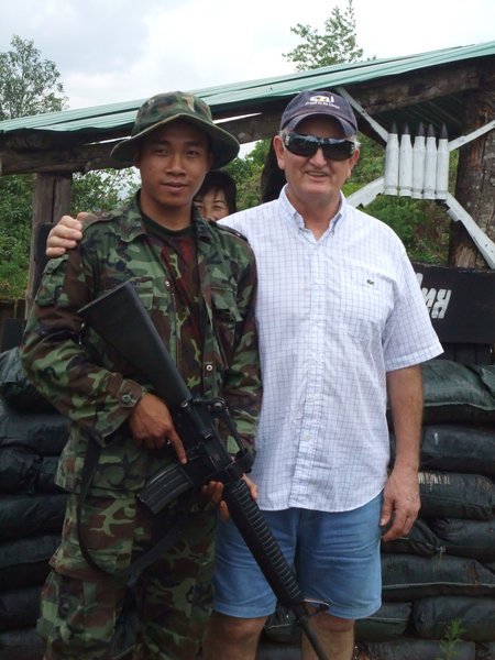 Dad with Thai soldier at the border