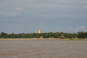 Shwe Zigon Paya from the River
