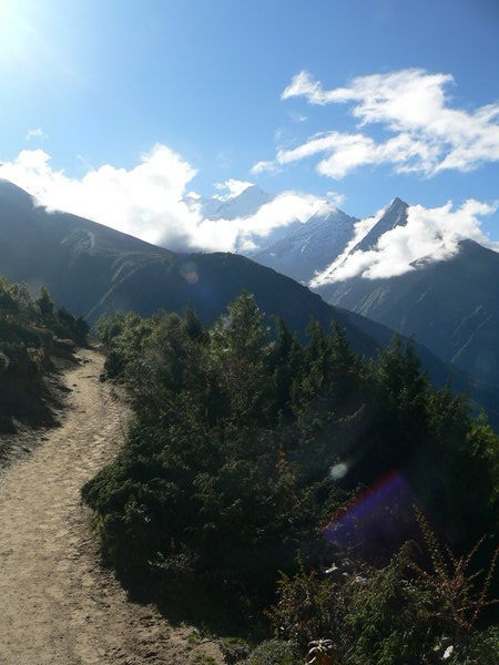 the start of the views above Namche