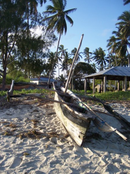 Fishing boat on Ushongo beach