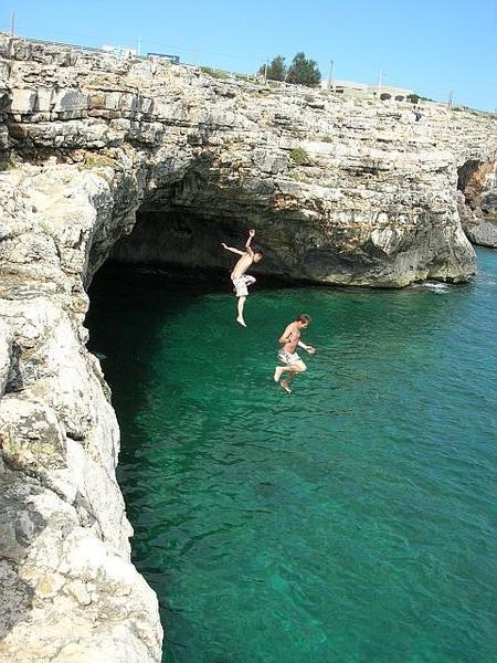 cliff jumping with "knock"