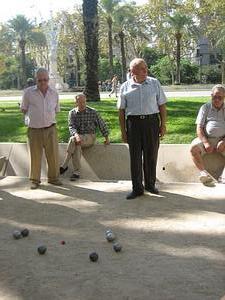 Old men play bachi here