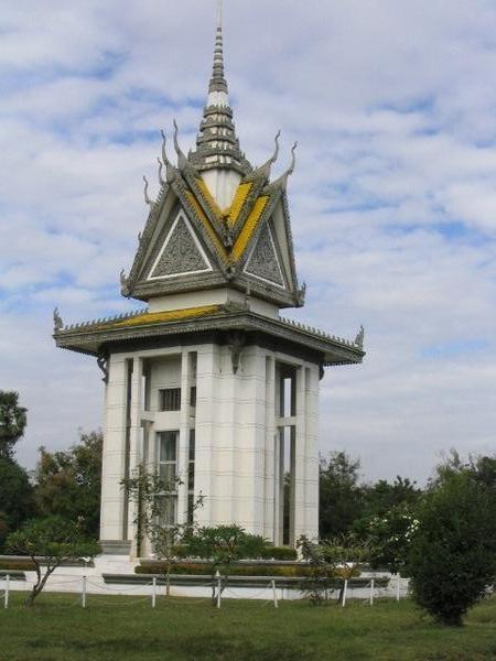 Memorial stupa