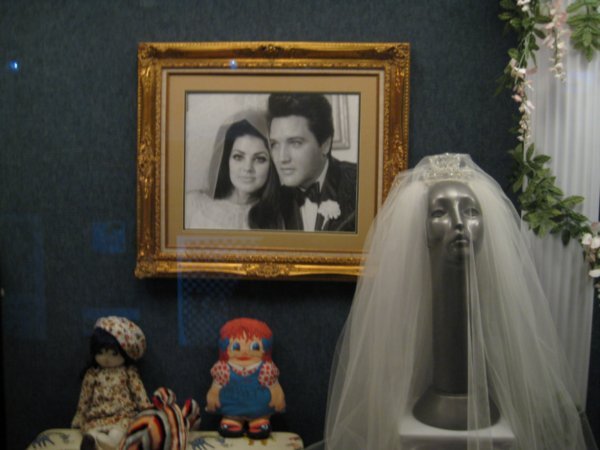 Priscilla and Elvis...the way they were!