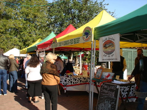 Charleston's Saturday Farmer's Market - Crepes, Magnolia Wreaths, Fresh Produce and More!