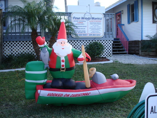 Santa Loves Fishing in Florida