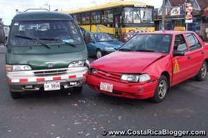 Costa Rica school bus & taxi crash