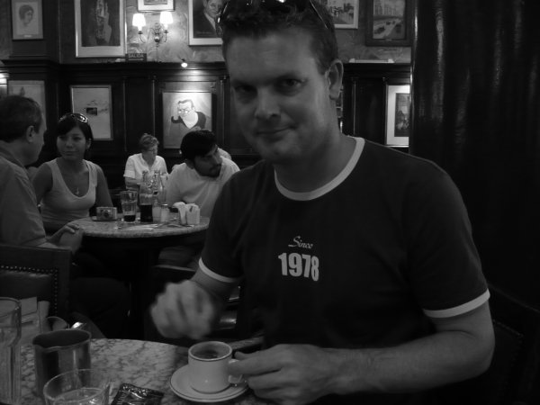 Thomas im beruehmten Cafe Tortoni