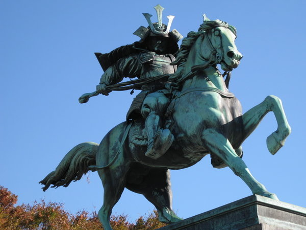 Statue of Kusunoki Masashige