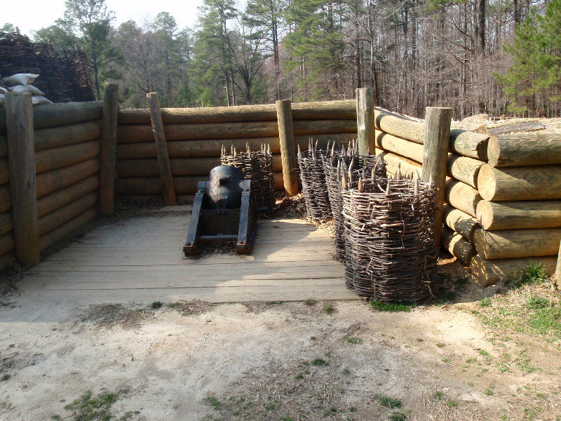 Trench Fort - cannon