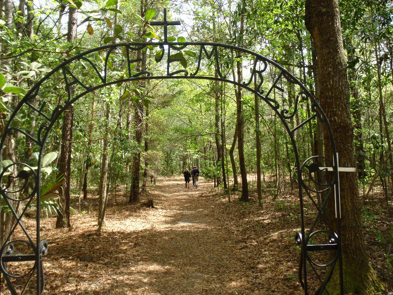 Drayton Hall slave cemetery