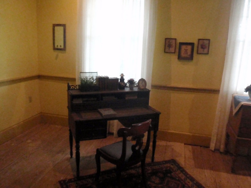 Plantation owner's wife's office