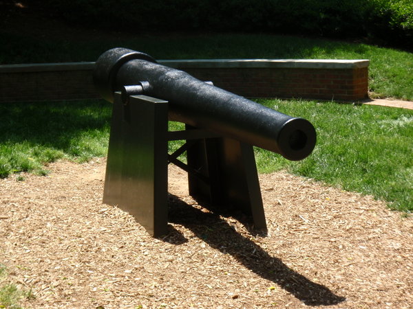 Civil War seige cannon