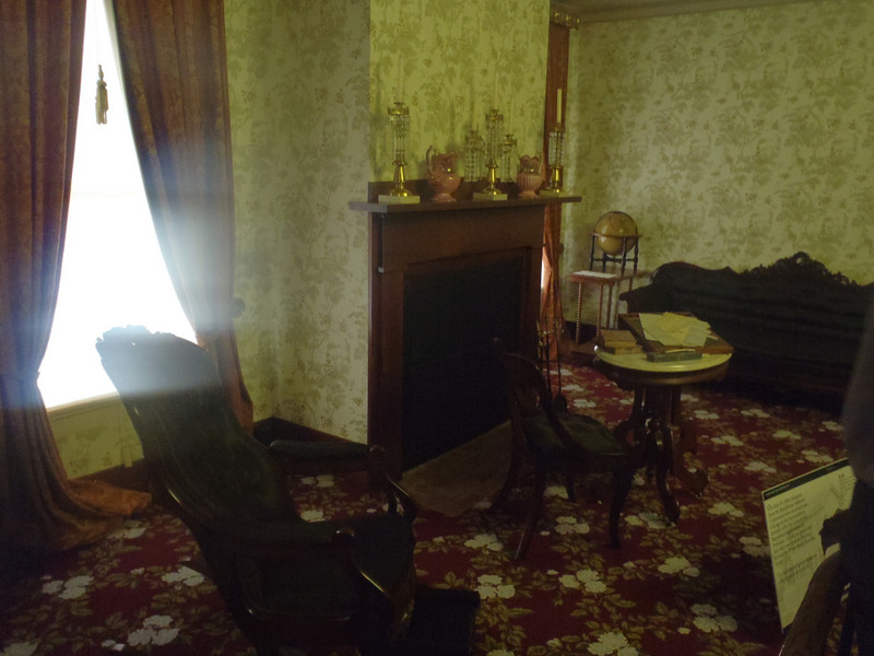 Lincoln Parlor