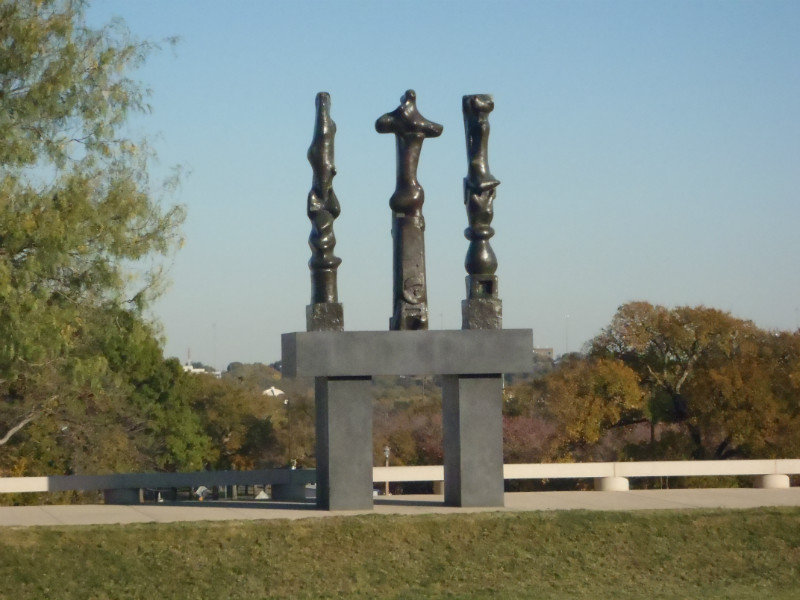 Plaza sculpture