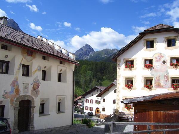 Fontana village