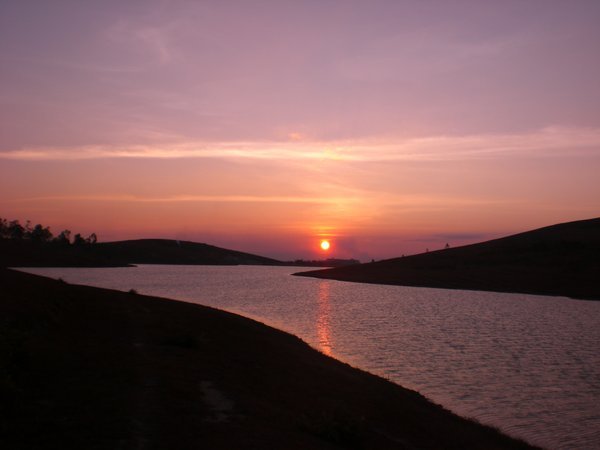 sunset at "our" lake in xiengkhouang/lao