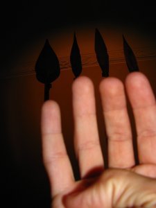 Maori spear fingers