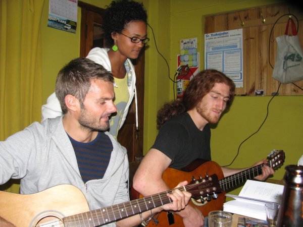 Jam Sessions in Hostel Coihue (Calafate)