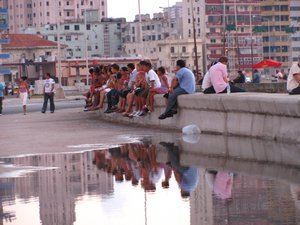 Malecon - a place to see people and get seen by people...