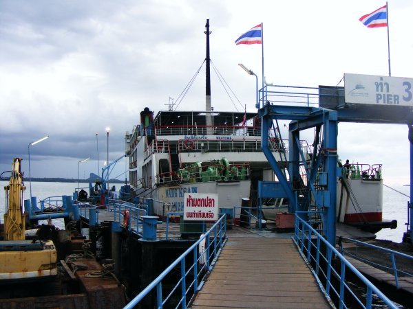 Boarding the ferry 