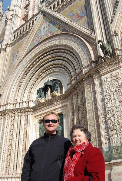 Eric and Mom at the Duomo