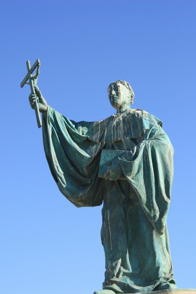 statue in Lagos overlooking the sea