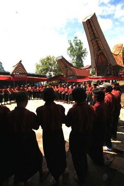 Dans op de begrafenisceremonie