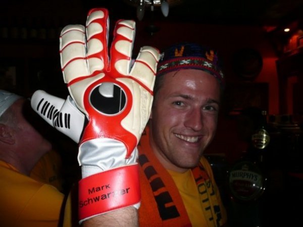 Mark Schwarzer's glove