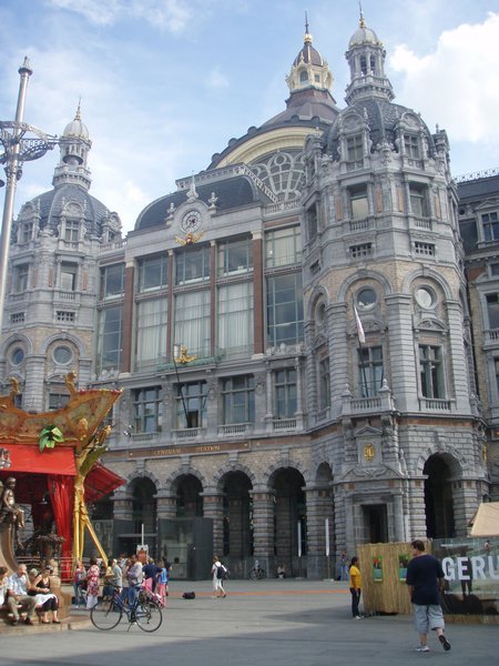 Grand Central Station, Antwerp