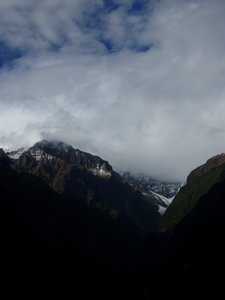 Glacier & Clouds, Annapurna South, Chhomrong