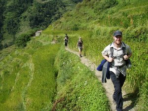 Trail between the paddies, Tadapani-Chhomrong