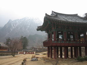 Seoraksan Temple