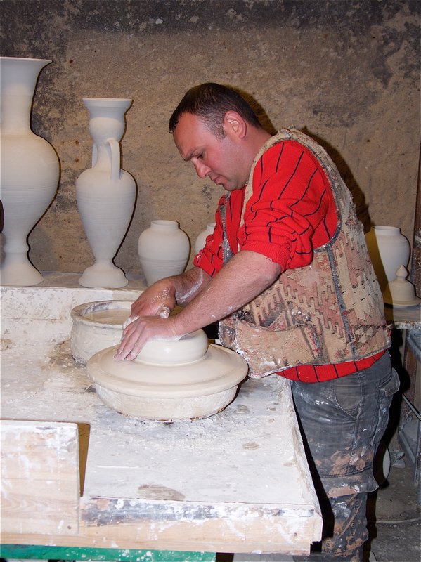 Pottery with white clay