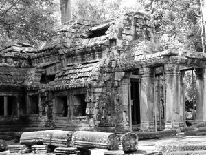 Ta Phoem Temple