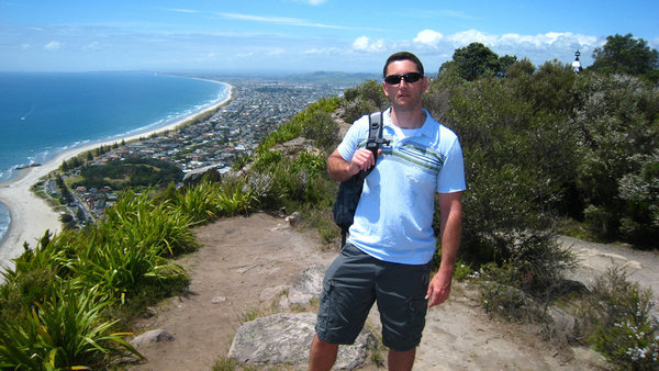 Frank climbs Mount Mauao