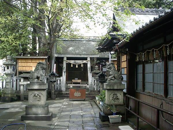 the sengen shrine, 400 years old